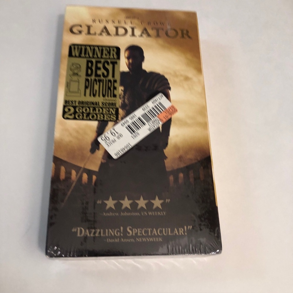 Gladiator VHS 2000 Movie Russell Crowe Joaquin Phoenix Ridley Scott NEW Sealed